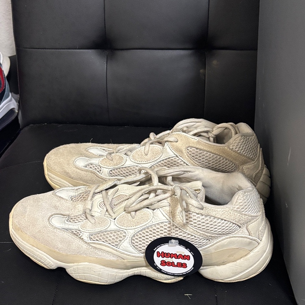 Yeezy Sneakers in Cream and Tan